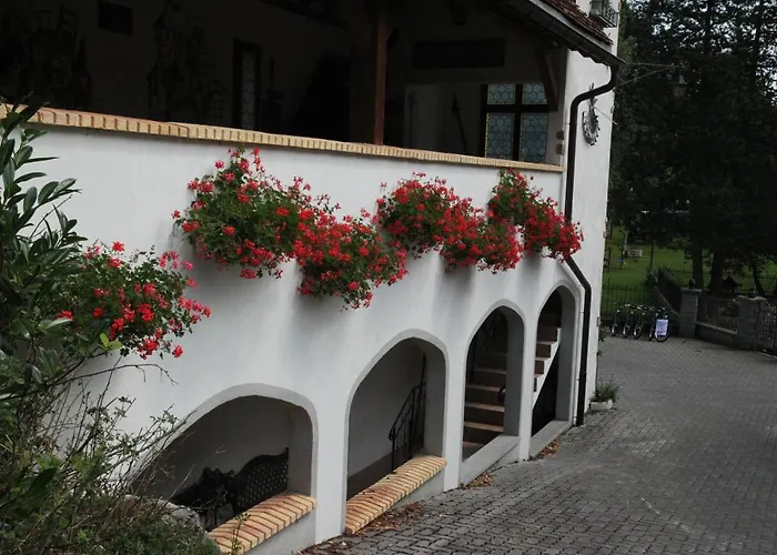 La Cibourg, Centre De Hotel 2*