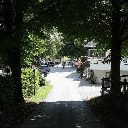 Hotel La Cibourg, Centre De Renan
