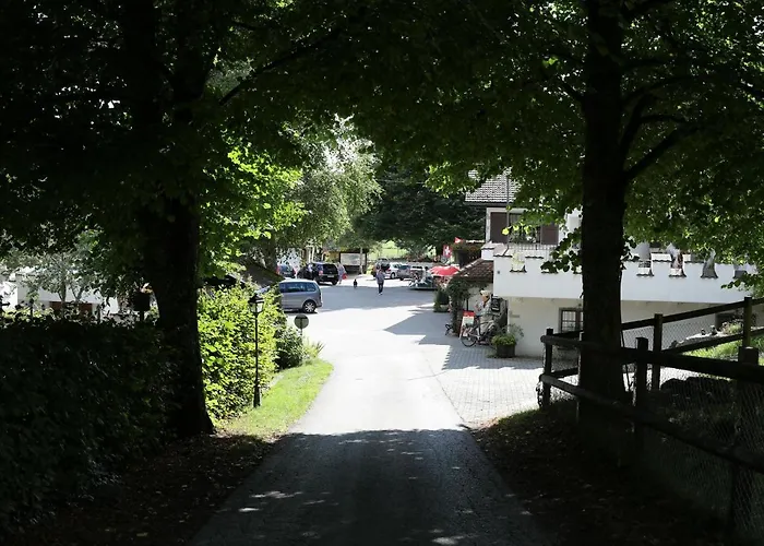 Hotel La Cibourg, Centre De Renan