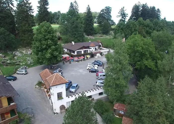 La Cibourg, Centre De 2* Renan